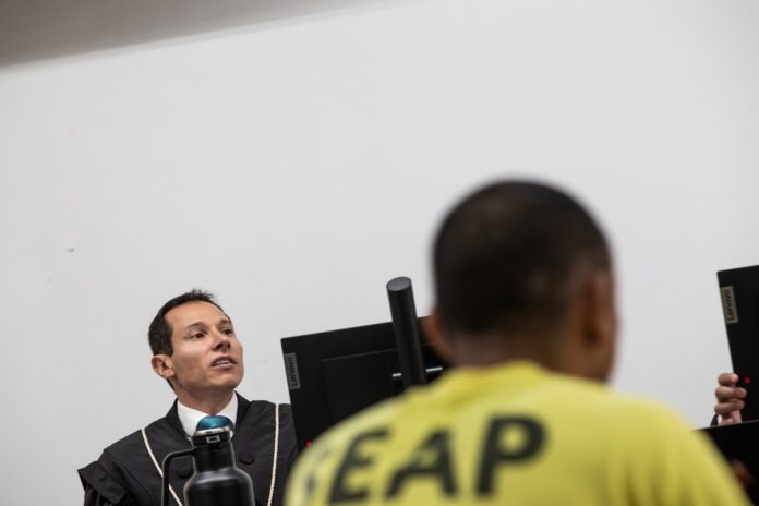 Notícias do Amazonas – Dupla recebe pena de 21 anos por homicídio por R$ 20 em Manaus