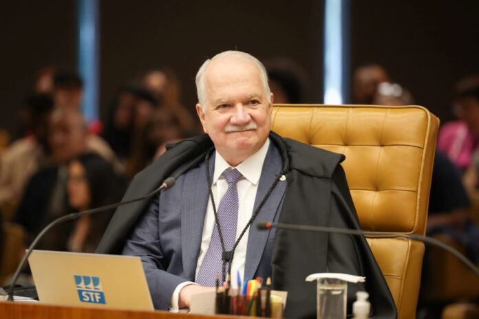 Notícias do Amazonas – Fachin assume presidência do STF e Moraes é vice-presidente