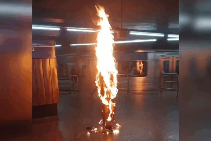 Homem ateia fogo ao próprio corpo em estação do Metrô de São Paulo