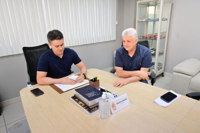 Notícias do Amazonas – Prefeito David Almeida promove 2º Megafeirão de Empregos