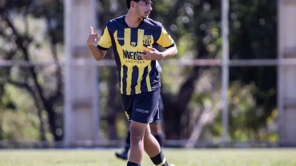 Kevin Krauss recebe sondagens de clubes interessados em 2026