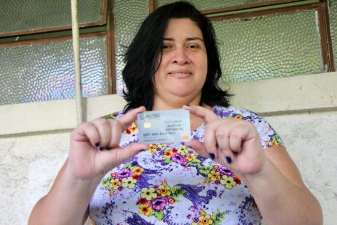 Notícias do Amazonas – Beneficiários do Auxílio Estadual ganham novo canal telefônico