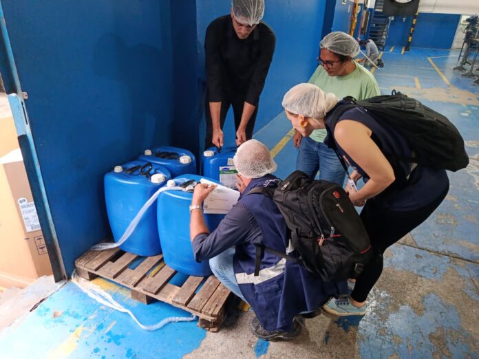 Notícias do Amazonas – Operação “Zero Metanol” flagra lacres frágeis em bebidas