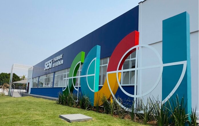 Notícias do Amazonas – SESI implementa programa bilíngue em 2025 nas escolas
