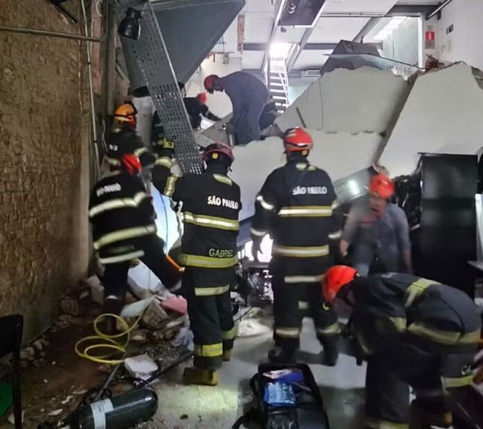 Teto do restaurante Jamile desaba em SP, resultando em uma morte e feridos