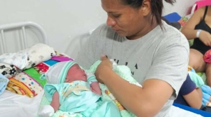 Notícias do Amazonas – Parto de emergência acontece em carro no hospital de Manaus