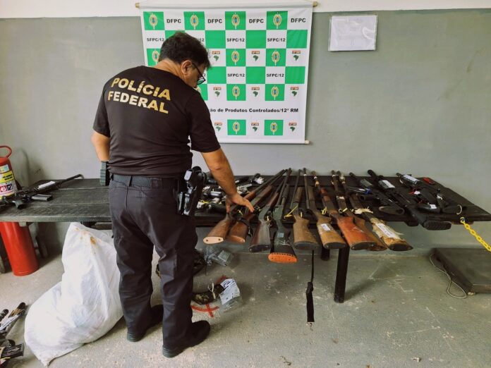 Notícias do Amazonas – PF e Exército eliminam 93 armas em ação contra crime