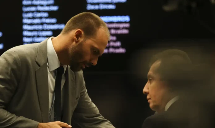 Notícias do Amazonas – Moraes designa DPU para defender Eduardo Bolsonaro no STF