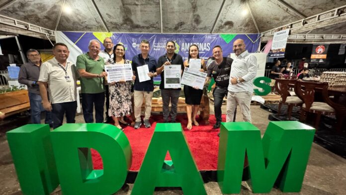 Notícias do Amazonas – Governo destina R$ 500 mil em crédito rural a pescadores de Manacapuru