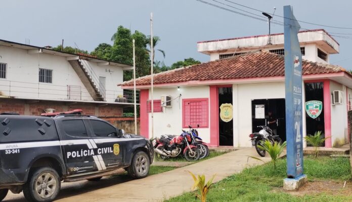 Notícias do Amazonas – Homem é detido por torturar esposa em Japurá; vítima desmaia duas vezes