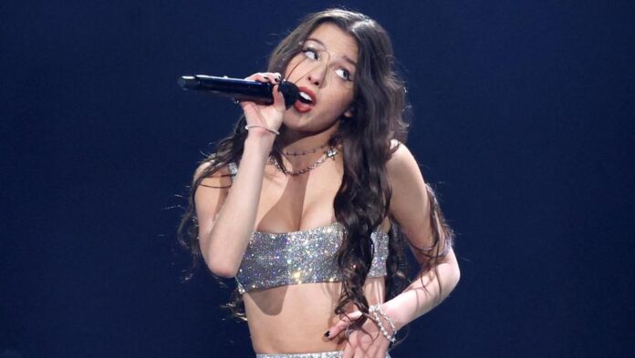 Olivia Rodrigo confirma apresentação no Brasil durante sua turnê GUTS em 2025