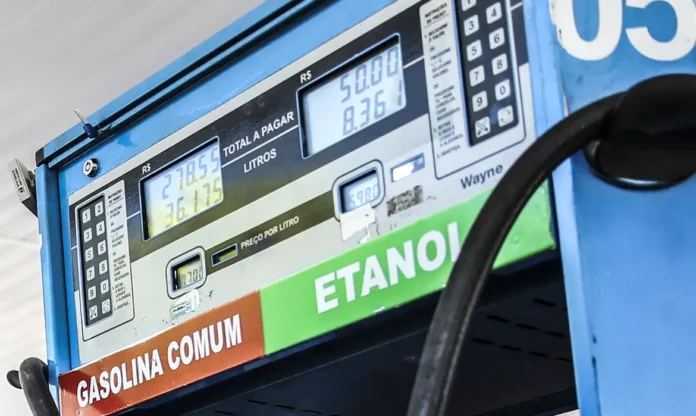 Notícias do Amazonas – Petrobras anuncia redução de 4,9% no preço da gasolina