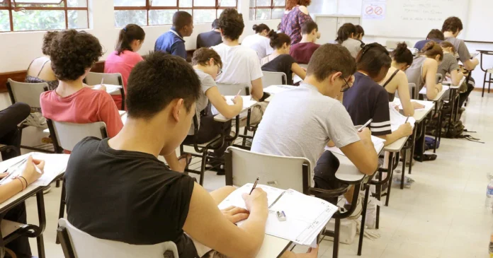 Notícias do Amazonas – Candidatos realizam segundo dia de provas do Enem hoje (10)