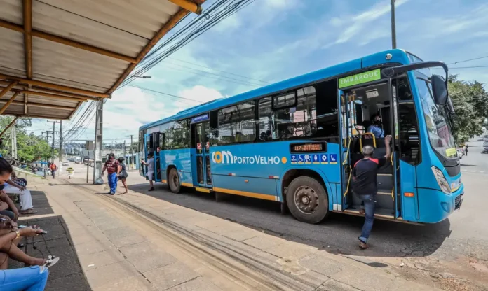 Notícias do Amazonas – Ônibus retornam ao trajeto em Porto Velho após violência