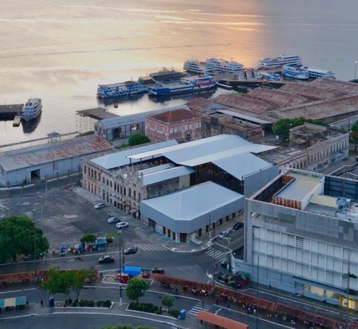 Notícias do Amazonas – Cantata de Natal ilumina o centro histórico de Manaus hoje