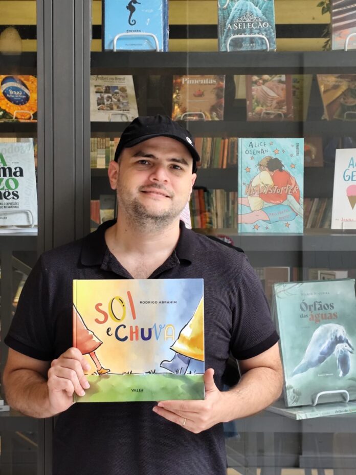 WhatsApp-Image-2024-12-19-at-14.04.48.jpeg Notícias do Amazonas – Inauguração da Galeria de Arte com ‘Poranduba Amazonense’ e livro infantil