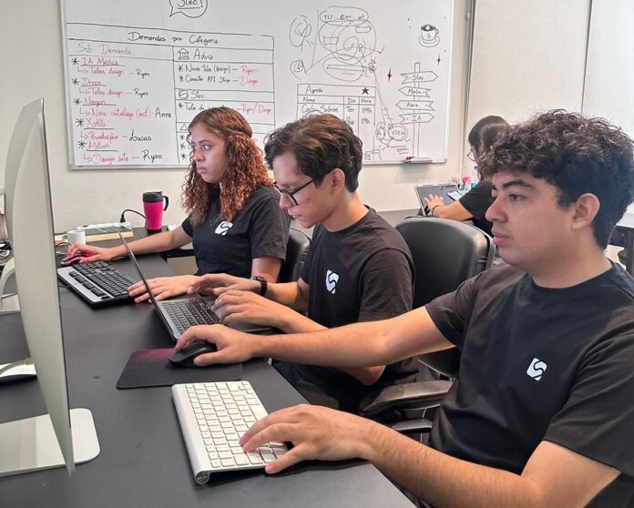 tecnologia.jpg Notícias do Amazonas – Startup de IA Stec é reconhecida como Revelação no Brasil