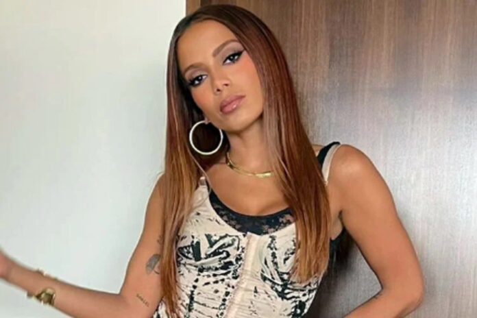 anitta.jpg Anitta compartilha experiência de abuso sexual aos 14 anos em novo documentário