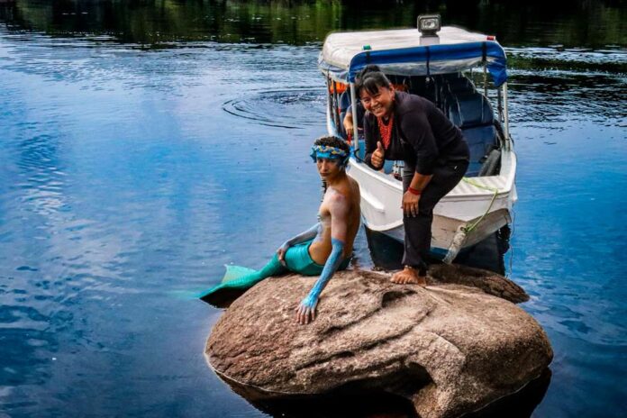 WhatsApp-Image-2025-10-30-at-11.32.57-1.jpeg Notícias do Amazonas – Eric Max atinge 170 mil visualizações com ‘Rio Negro’ e lança ‘Mucura