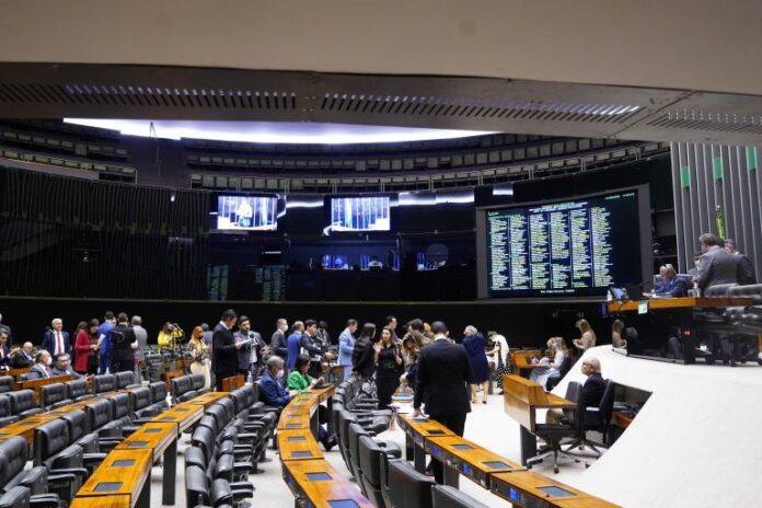 Notícias do Amazonas – STF mantém oito cadeiras para o estado na Câmara em 2026