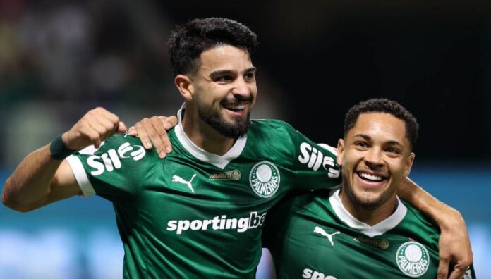 Palmeiras vence Vasco por 3 a 0 e amplia invencibilidade no Brasileirão