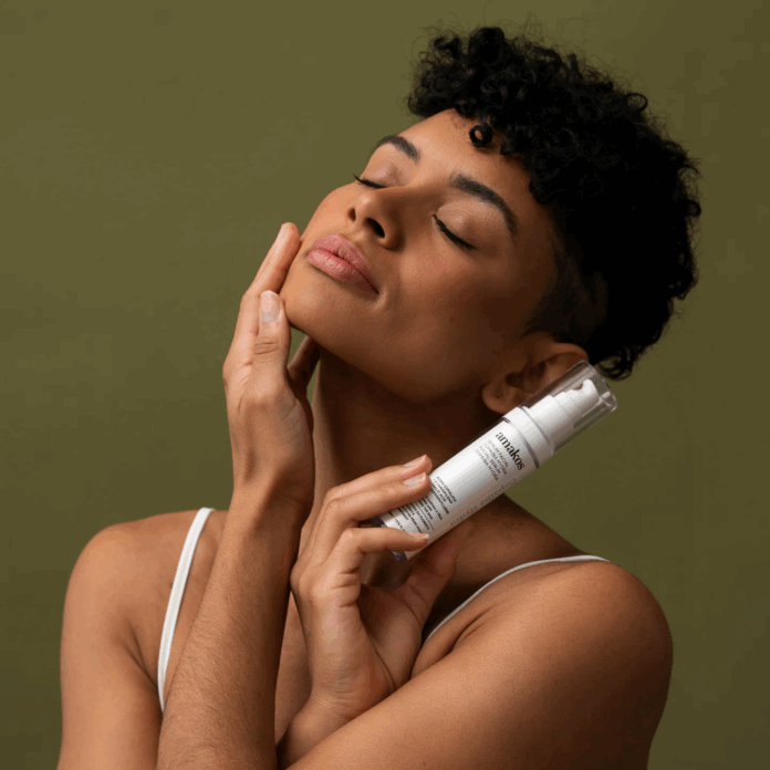 Notícias do Amazonas – Amakos apresenta Sérum de Copaíba no Amazon Poranga Fashion 2025