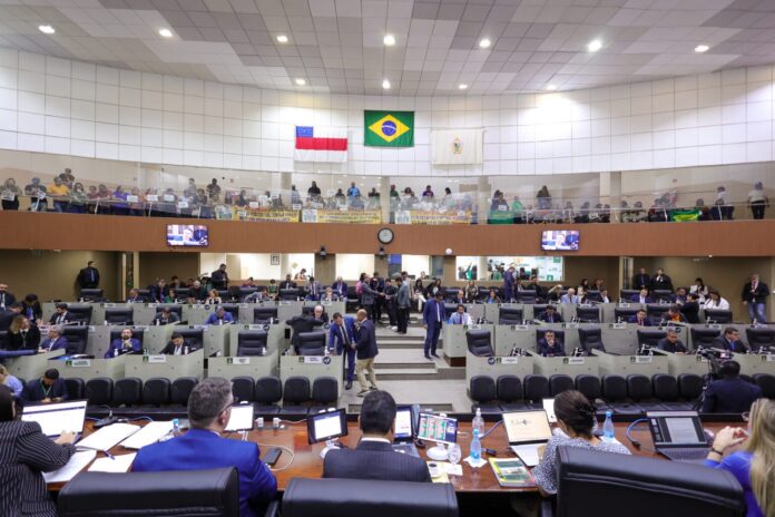 Notícias do Amazonas – Parintins se destaca em transparência das Câmaras Municipais