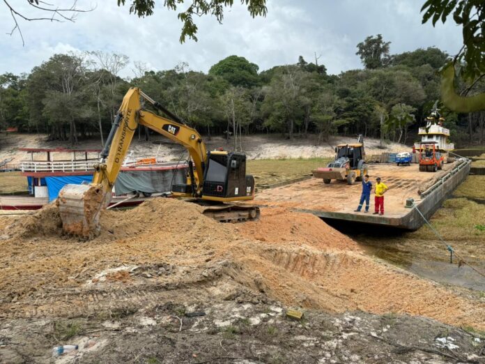 Notícias do Amazonas – Prefeitura inicia asfaltamento inédito na comunidade Livramento