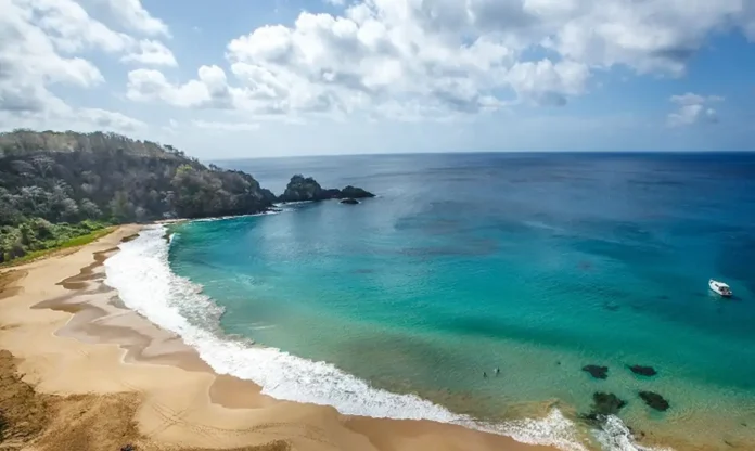 Notícias do Amazonas – Aumento na taxa de visitação em Fernando de Noronha para R$ 101