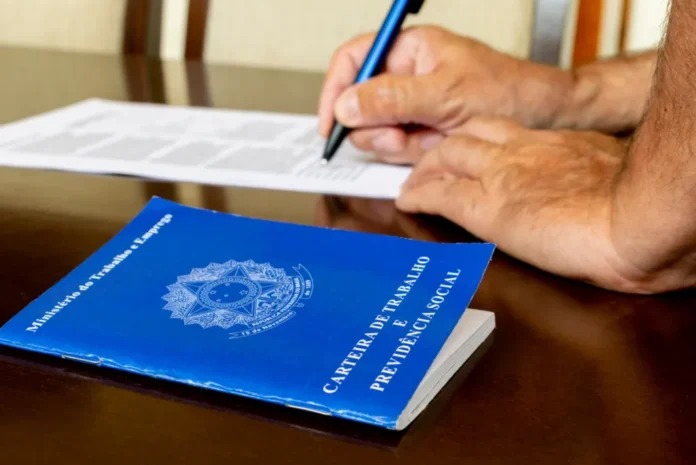 Amazonas abre mais de 3,7 mil novos postos formais de trabalho em setembro