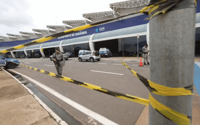 Aeroporto de Goiânia: Área de check-in isolada por alerta de explosivo