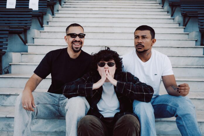 Notícias do Amazonas – Victor Xamã e Ana Frango Elétrico brilham em “Federais