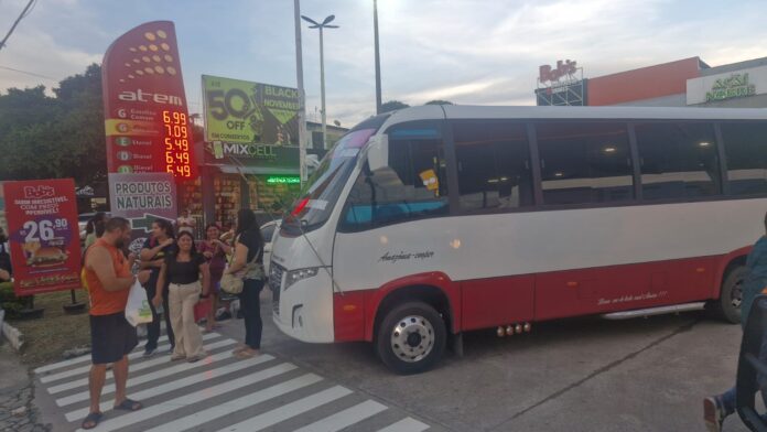 Notícias do Amazonas – Conflito entre motoristas de ônibus gera tumulto na Djalma Batista
