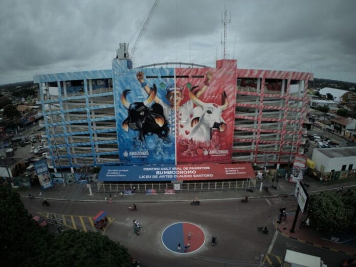 Notícias do Amazonas – Adolescente de 14 anos sofre queda grave no Bumbódromo