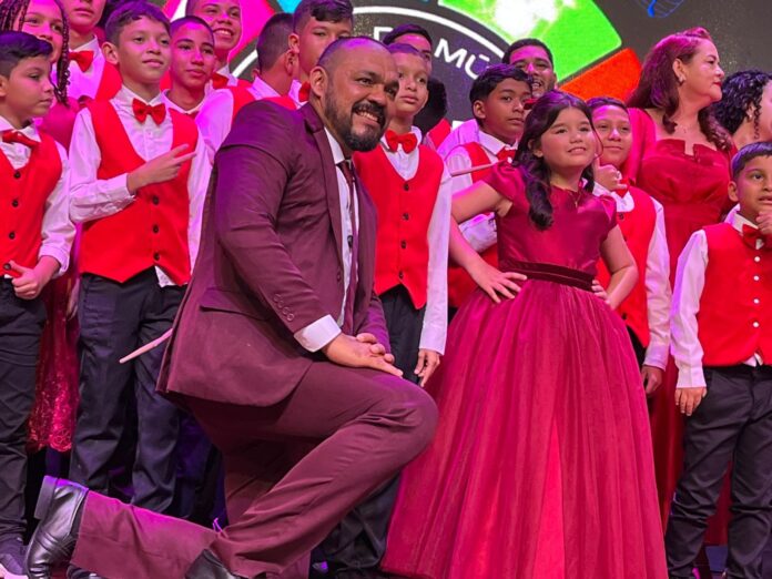 Notícias do Amazonas – Alunos da Acordes do Céu emocionam com trilhas sonoras em Manaus