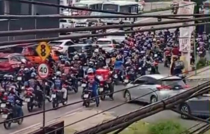 Notícias do Amazonas – Motociclistas pedem participação na regulamentação do “Motouber
