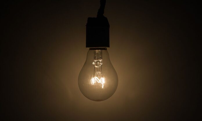 Notícias do Amazonas – Outubro traz bandeira tarifária vermelha nas contas de luz