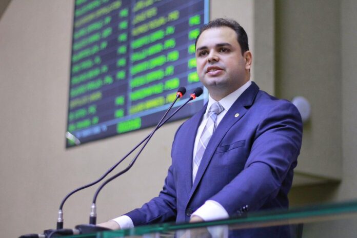 Notícias do Amazonas – Projeto visa diminuir plásticos nas escolas estaduais