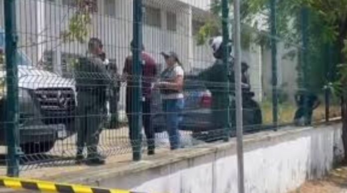 Dois alunos morrem e três ficam feridos em ataque a tiros em escola