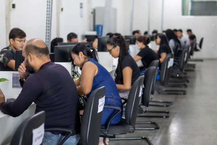Sine Amazonas divulga 173 vagas de emprego