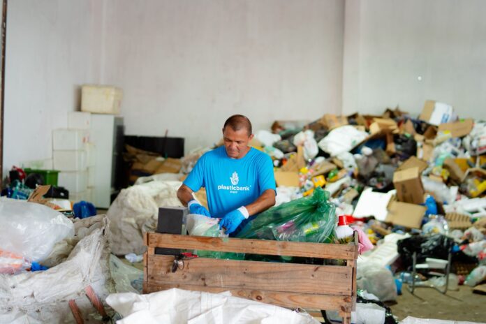 Notícias do Amazonas – Novo ponto de coleta em Manaus eleva ganhos e segurança para catadores