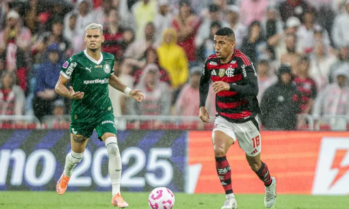 Palmeiras e Flamengo duelam pelo inédito tetracampeonato da Libertadores neste sábado