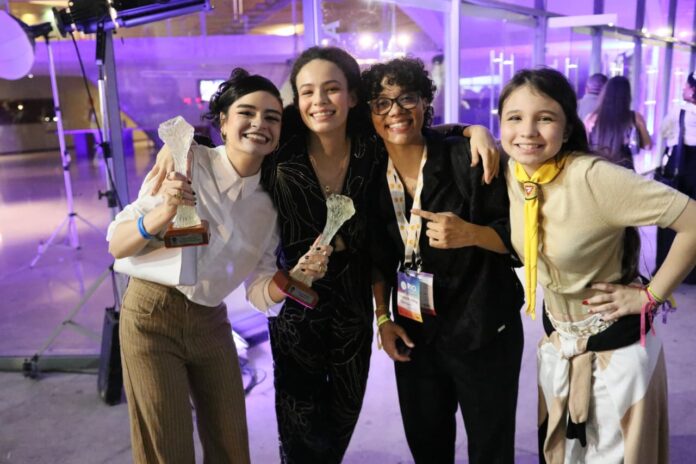 Notícias do Amazonas – Valentina Marques brilha em festival internacional de webséries