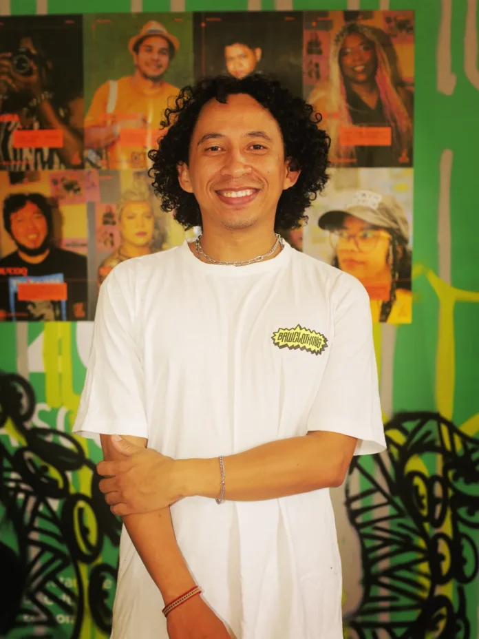 Notícias do Amazonas – Kennedy Costa é premiado por projeto que transforma plástico em impacto social