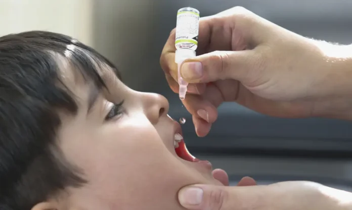 Poliomielite ameaça crianças em Gaza e Israel após primeiro caso confirmado