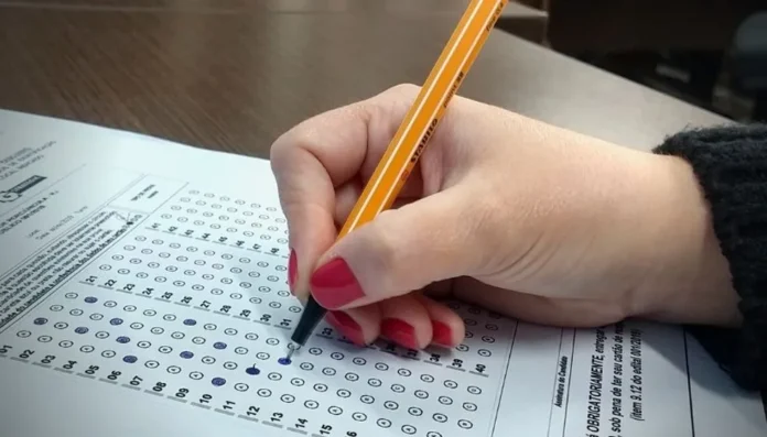 Notícias do Amazonas – Horário antecipado para fechamento de portões em provas