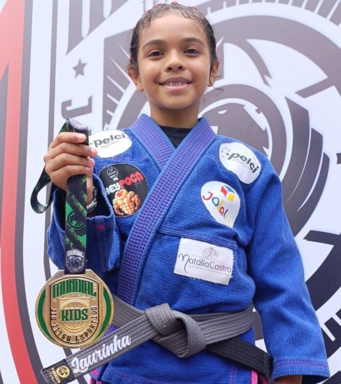Notícias do Amazonas – Laura Abrantes, de 9 anos, brilha e é campeã mundial no jiu-jítsu