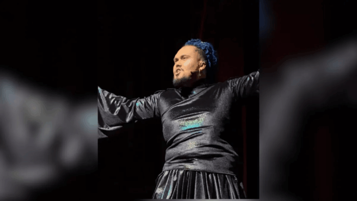 Ator de 25 anos morre após mal súbito durante estreia de ‘Aladdin’