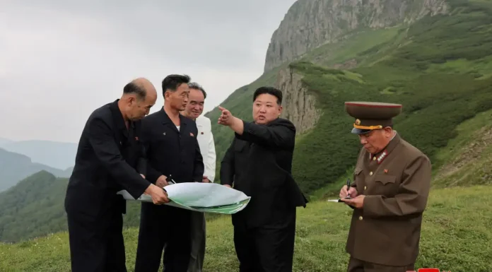 Coreia do Norte deve abrir fronteira para turistas estrangeiros em dezembro