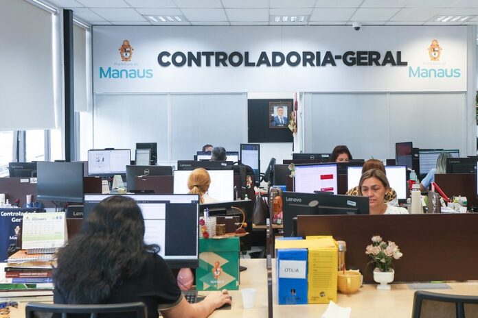 Manaus inaugura sede reformada da Controladoria-Geral do Município